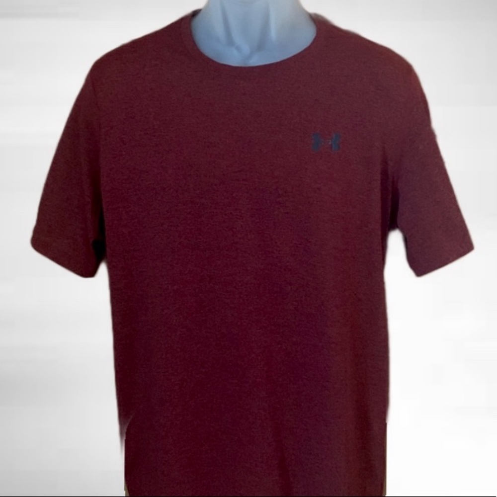 Men’s under armor T-shirt